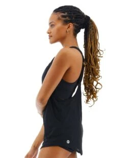 TYR Solid Madison 2 In 1 Tank 17 TYR Solid Madison 2 In 1 Tank -Swimming Gear Shop tmaso7a solid madison 2in1 tank black 1 4